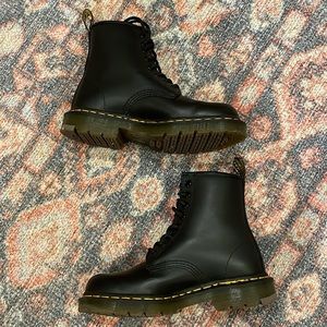 Classic Dr.Martens